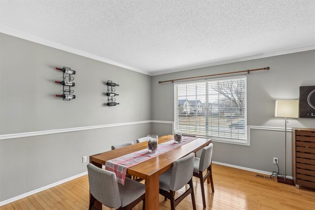 6131 Pommel Place, West Des Moines, IA 50266