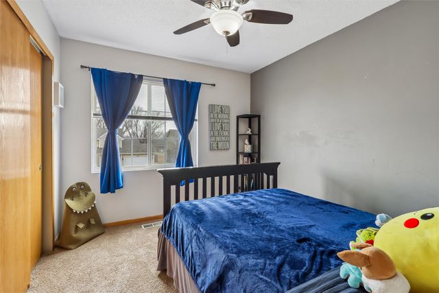 6131 Pommel Place, West Des Moines, IA 50266