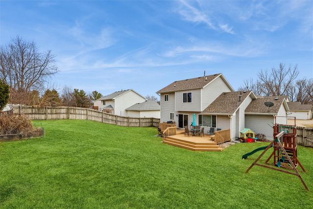 6131 Pommel Place, West Des Moines, IA 50266