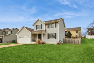 6131 Pommel Place, West Des Moines, IA 50266