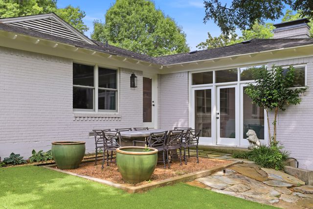 5024 Rexton Lane, Dallas, TX 75214