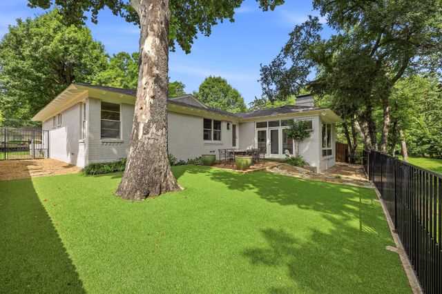 5024 Rexton Lane, Dallas, TX 75214