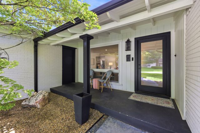 5024 Rexton Lane, Dallas, TX 75214