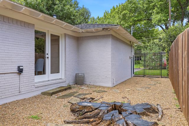 5024 Rexton Lane, Dallas, TX 75214