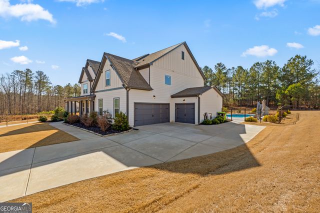 676 Genesee Point, Newnan, GA 30263