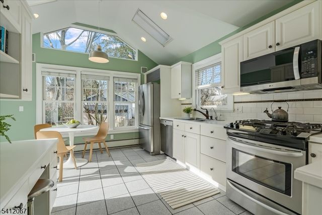 42 Carolin Rd, Montclair Twp., NJ 07043