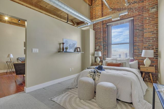 150 E Main Street, 605, Columbus, OH 43215