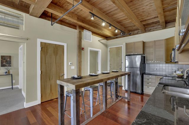 150 E Main Street, 605, Columbus, OH 43215