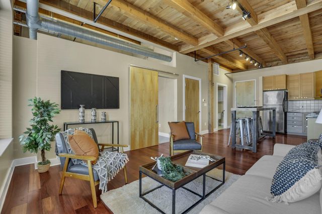 150 E Main Street, 605, Columbus, OH 43215