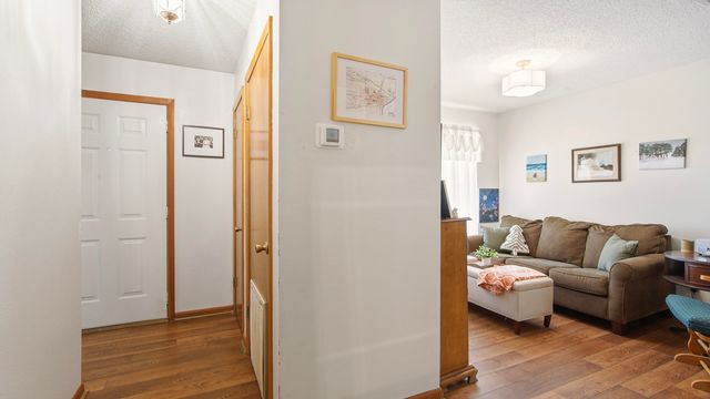 2186 W Us Highway 90, Defuniak Springs, FL 32433