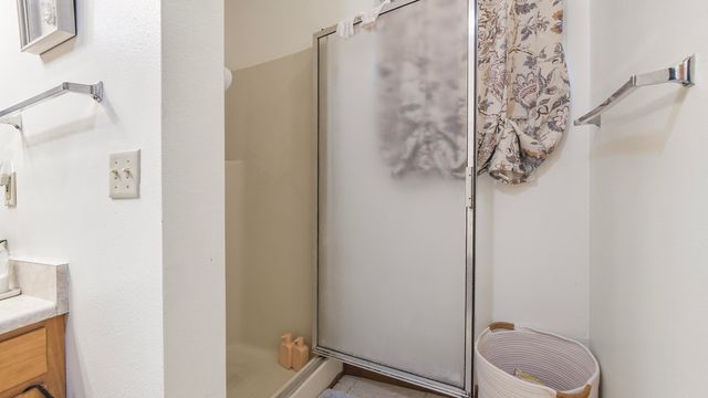 2186 W Us Highway 90, Defuniak Springs, FL 32433