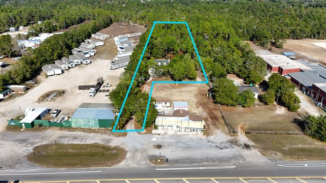 2186 W Us Highway 90, Defuniak Springs, FL 32433
