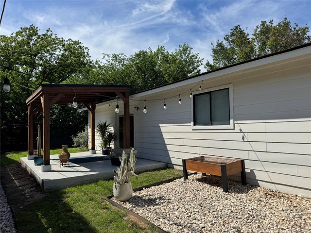 2007 Hardy CIR, Austin, TX 78757