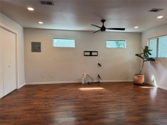 2007 Hardy CIR, Austin, TX 78757