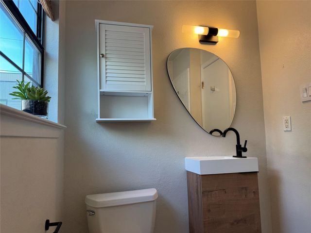 2007 Hardy CIR, Austin, TX 78757