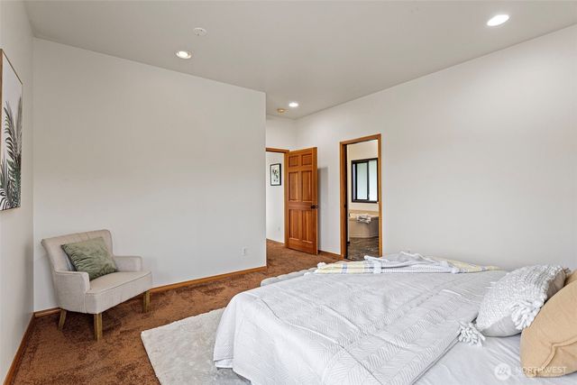 5011 S 138th Street, Tukwila, WA 98168