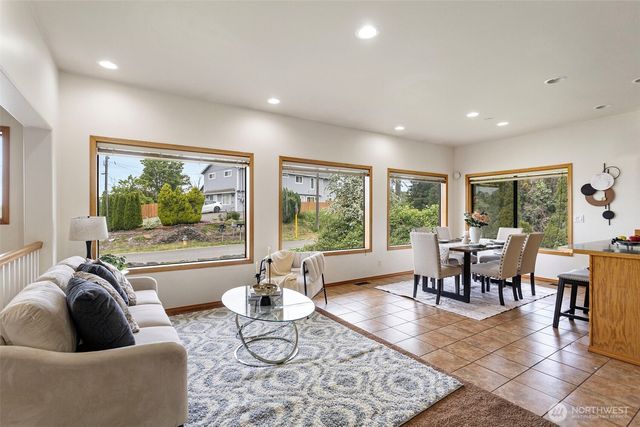 5011 S 138th Street, Tukwila, WA 98168