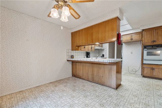 26838 Avenue Of The Oaks C, Newhall, CA 91321