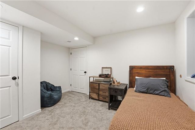 13152 S Summit Street, Olathe, KS 66062