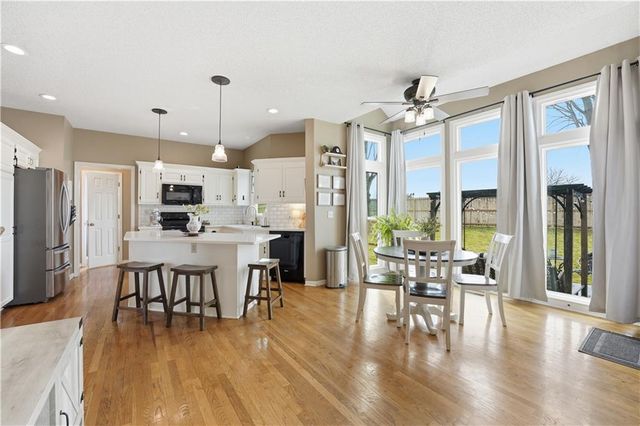 13152 S Summit Street, Olathe, KS 66062