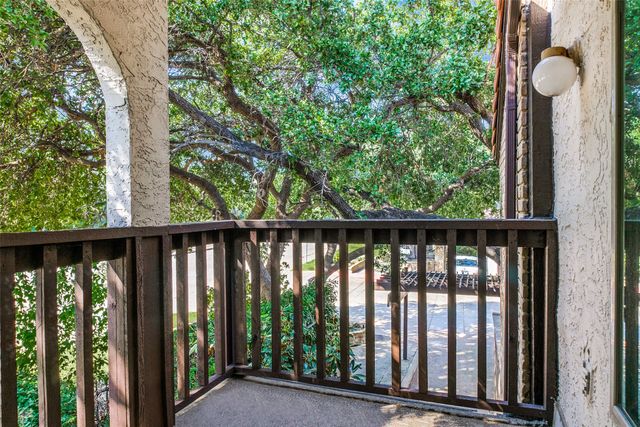 18040 Midway Road 101, Dallas, TX 75287