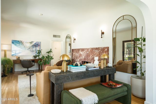 16 W COLTER Street, Phoenix, AZ 85013