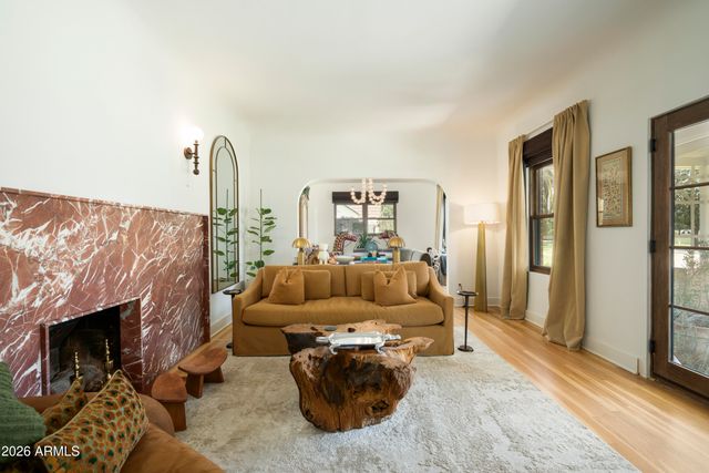 16 W COLTER Street, Phoenix, AZ 85013