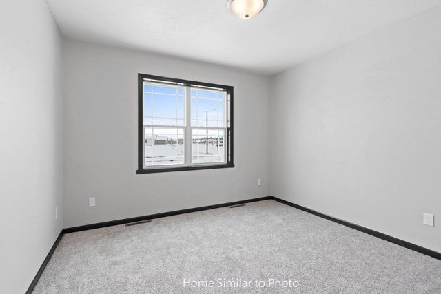 1692 BETTY JEAN LANE, Green Bay, WI 54313