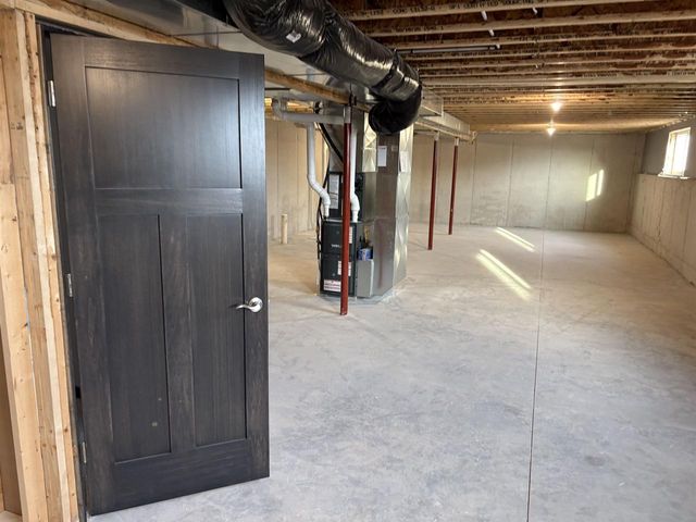 1692 BETTY JEAN LANE, Green Bay, WI 54313