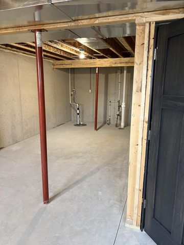 1692 BETTY JEAN LANE, Green Bay, WI 54313