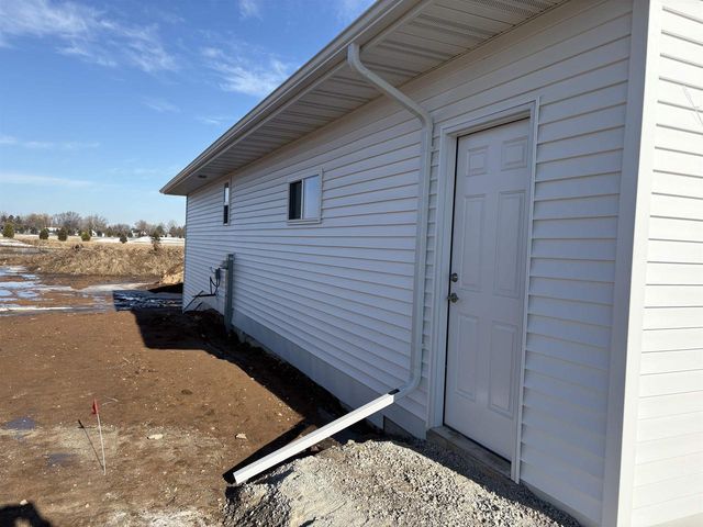 1692 BETTY JEAN LANE, Green Bay, WI 54313