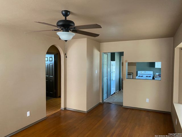 224 MARQUETTE DR, San Antonio, TX 78228