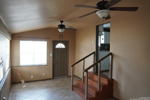 224 MARQUETTE DR, San Antonio, TX 78228