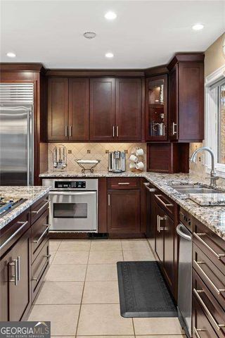 1095 Edgewater Drive, Sandy Springs, GA 30328