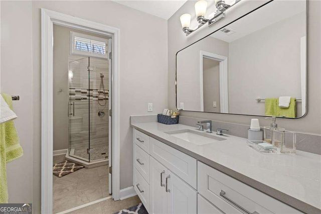 1095 Edgewater Drive, Sandy Springs, GA 30328