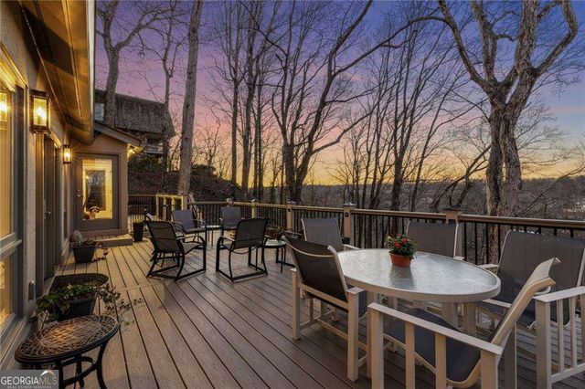 1095 Edgewater Drive, Sandy Springs, GA 30328