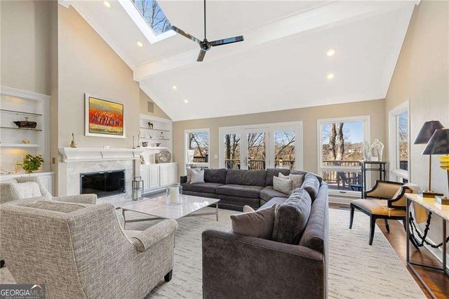 1095 Edgewater Drive, Sandy Springs, GA 30328