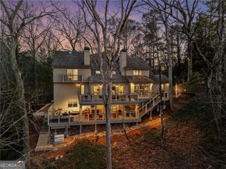 1095 Edgewater Drive, Sandy Springs, GA 30328