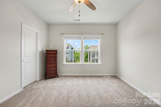 348 W Waterlynn Road, Mooresville, NC 28117