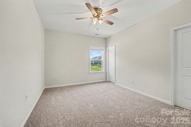 348 W Waterlynn Road, Mooresville, NC 28117