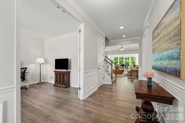 348 W Waterlynn Road, Mooresville, NC 28117