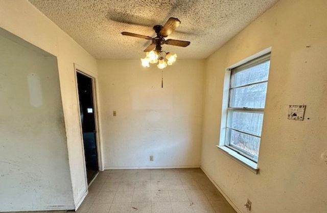 124 Bluebird Circle, Denton, TX 76209