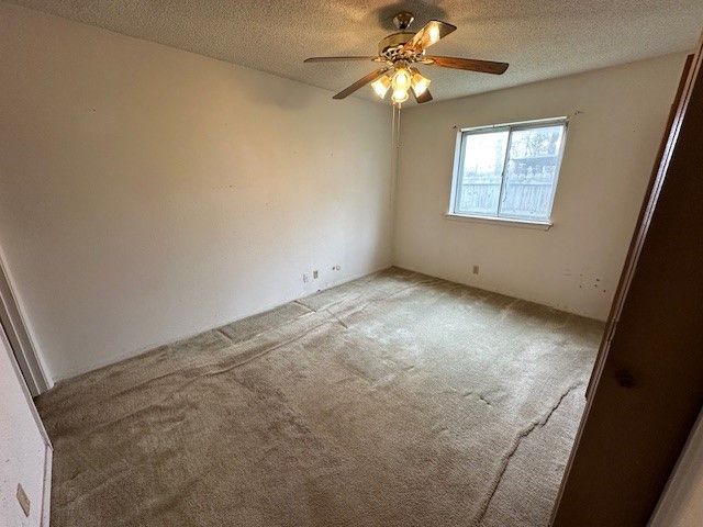 124 Bluebird Circle, Denton, TX 76209