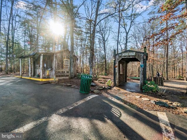 102 OAKMONT DR, Gordonsville, VA 22942