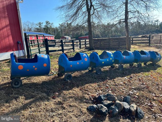 102 OAKMONT DR, Gordonsville, VA 22942