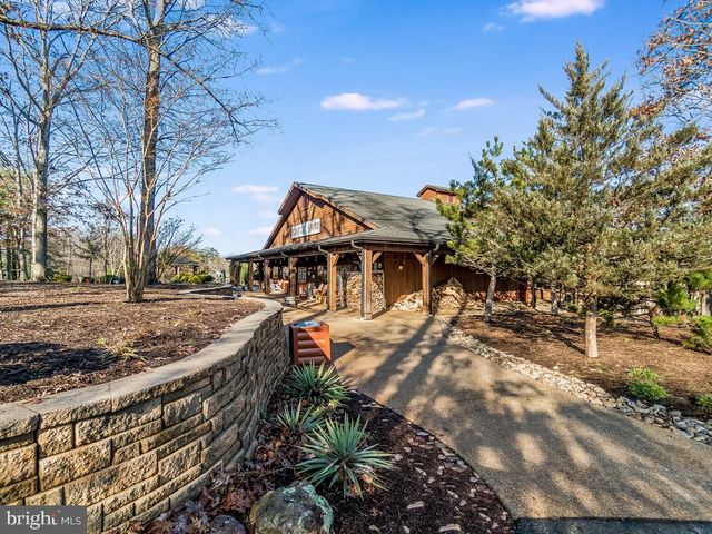 102 OAKMONT DR, Gordonsville, VA 22942