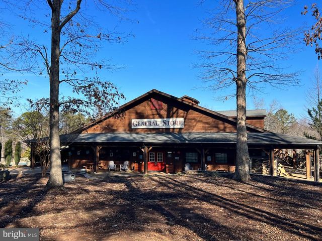 102 OAKMONT DR, Gordonsville, VA 22942