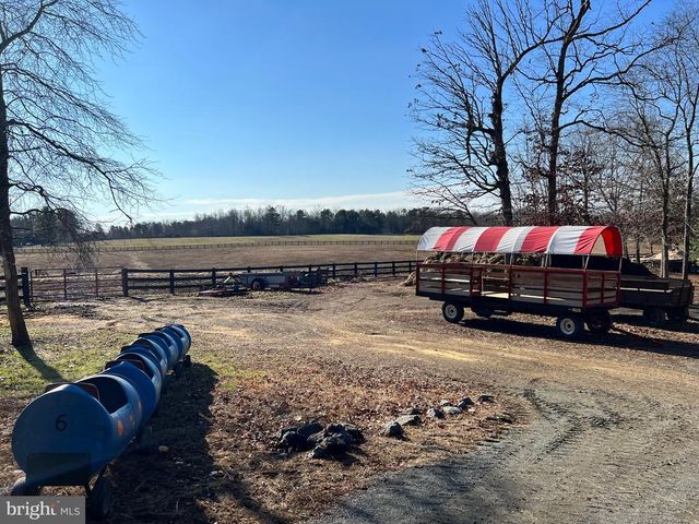 102 OAKMONT DR, Gordonsville, VA 22942