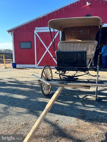 102 OAKMONT DR, Gordonsville, VA 22942