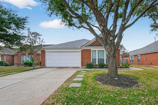 16719 Red Falls Circle, Houston, TX 77095